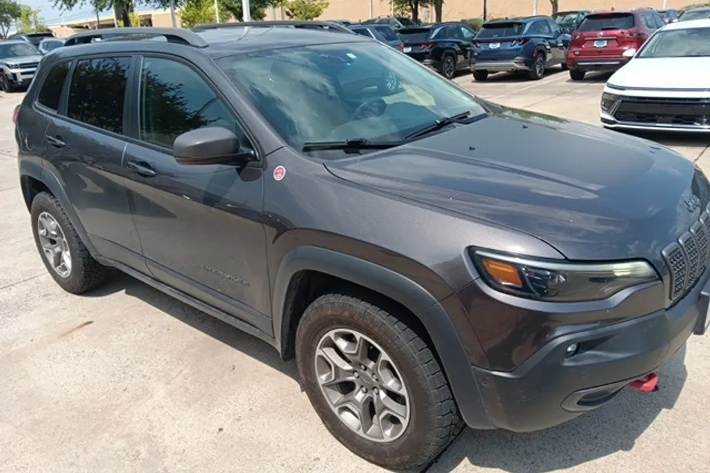 2021 Jeep Cherokee Trailhawk photo 1