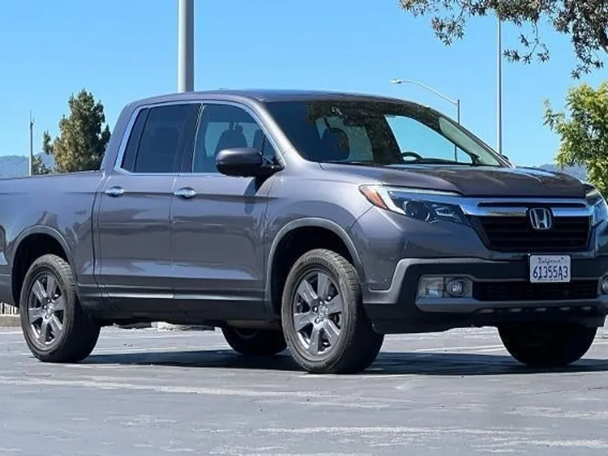 2020 Honda Ridgeline RTL-E photo 1