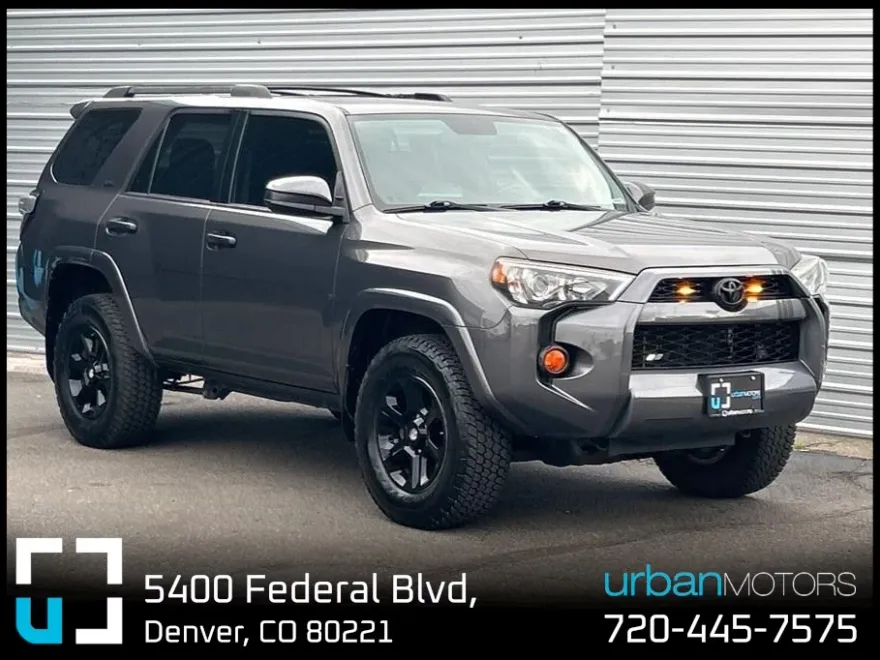 2014 Toyota 4Runner SR5 4WD photo 1