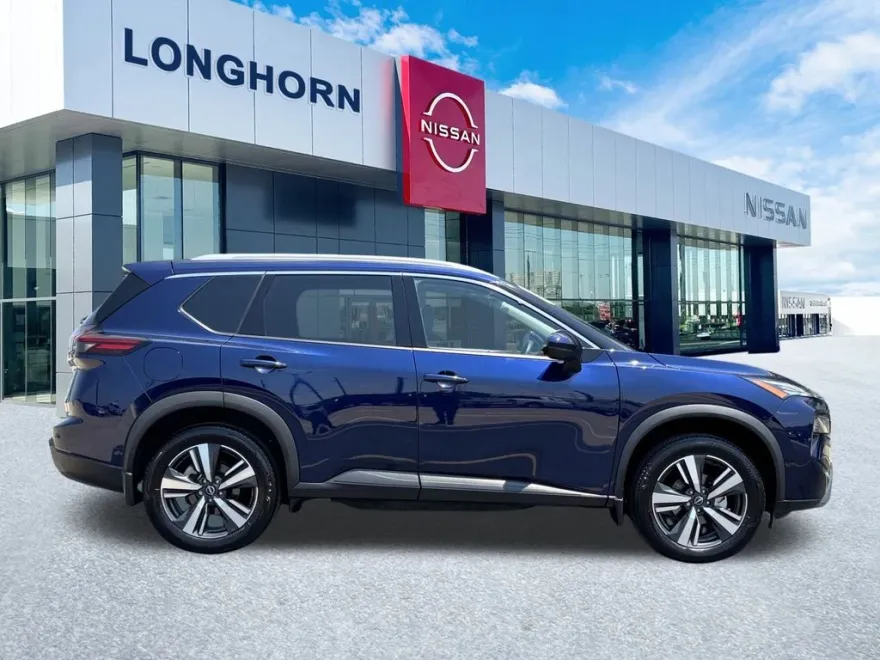 2024 Nissan Rogue SL photo 1