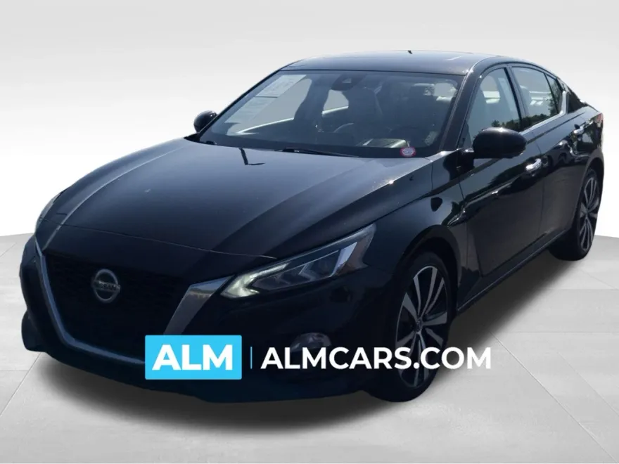 2022 Nissan Altima 2.5 Platinum photo 1