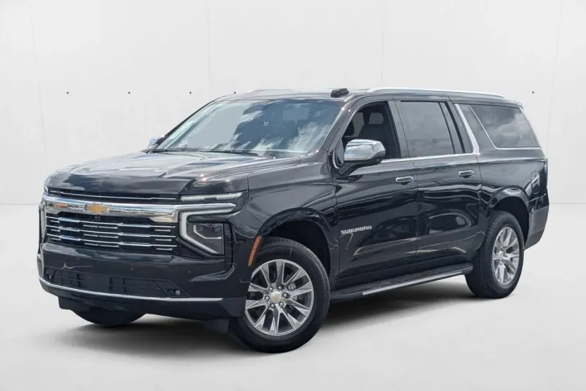 2025 Chevrolet Suburban Premier photo 1