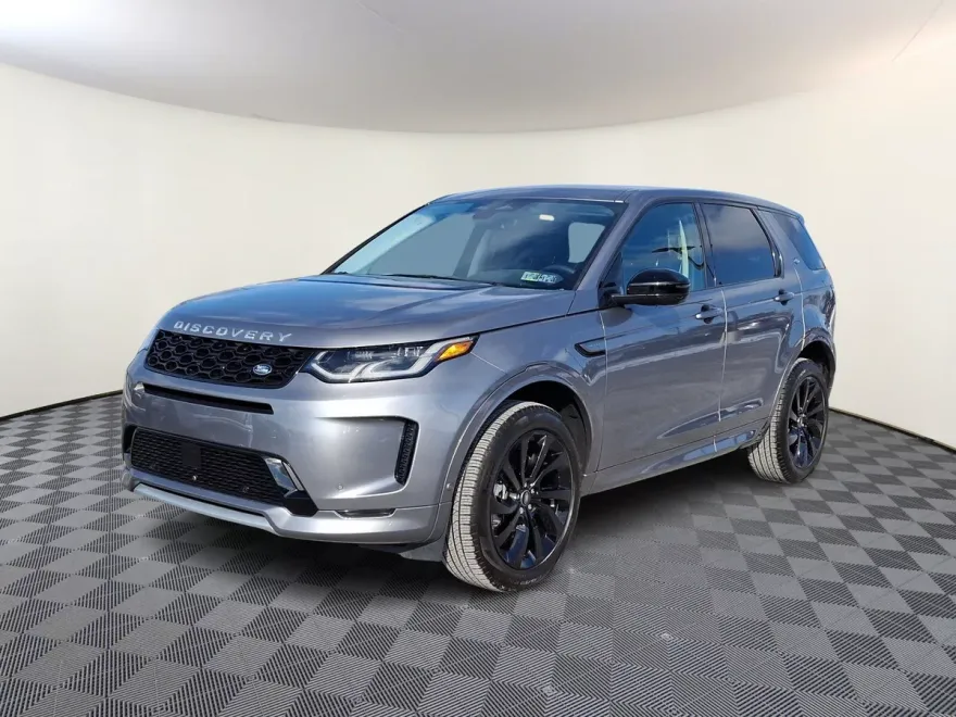 2024 Land Rover Discovery Sport S photo 1
