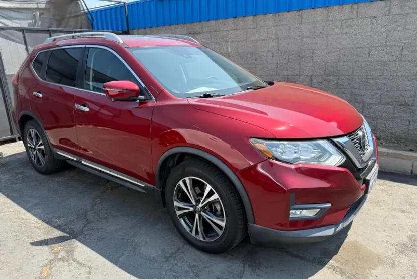 2018 Nissan Rogue SL photo 1