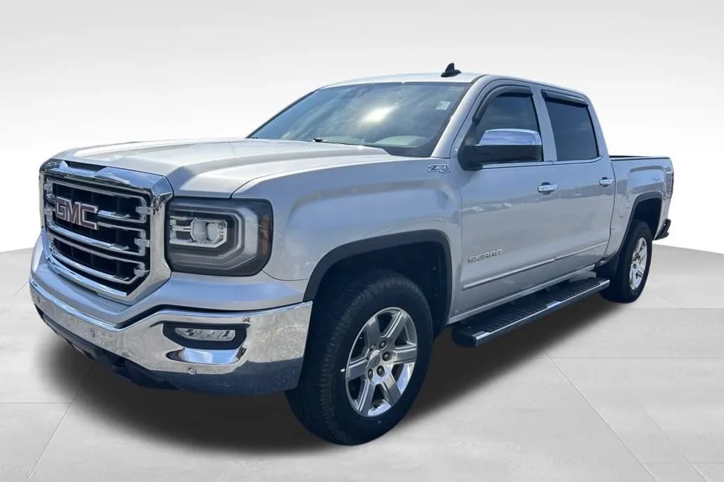 2017 Gmc Sierra 1500 SLT photo 1