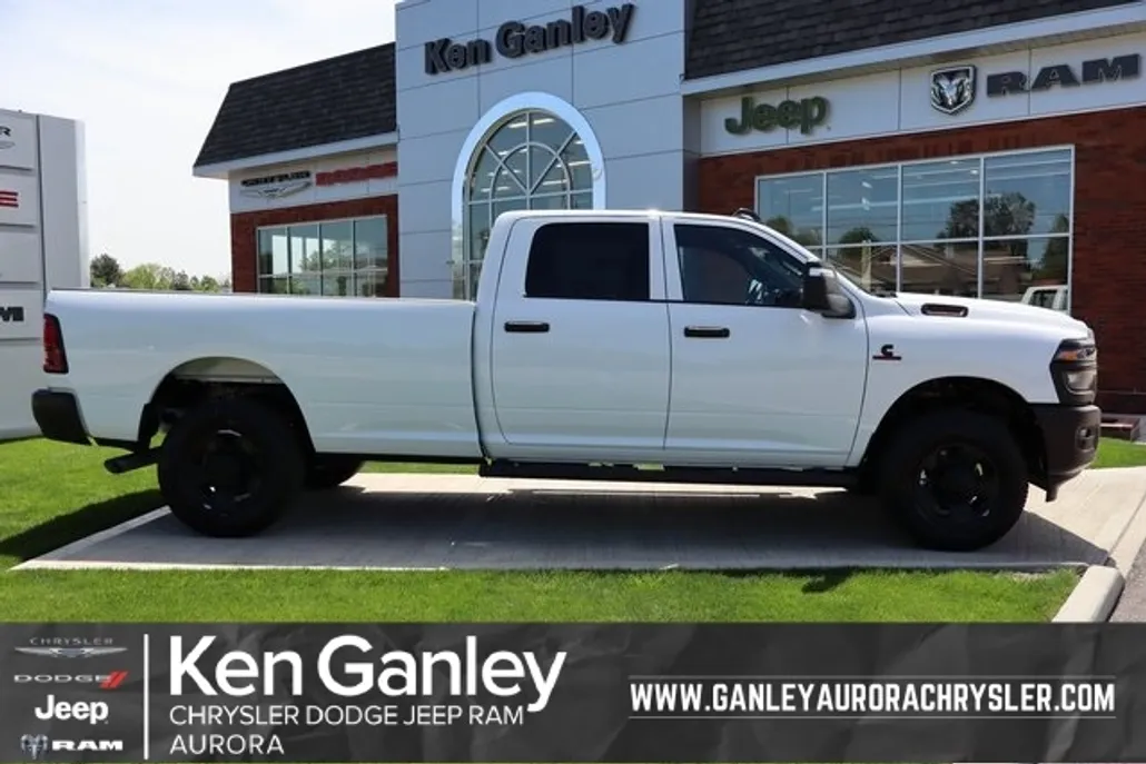 2025 Ram 3500 Tradesman photo 1