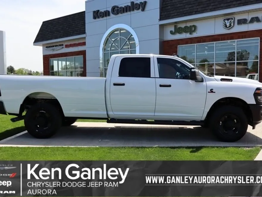2025 Ram 3500 Tradesman photo 1