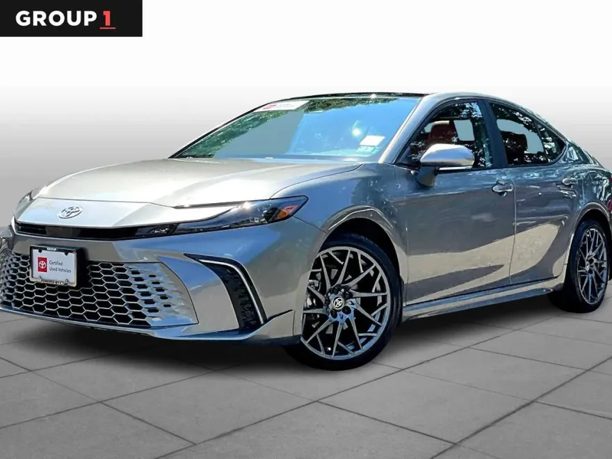 2025 Toyota Camry XSE photo 1