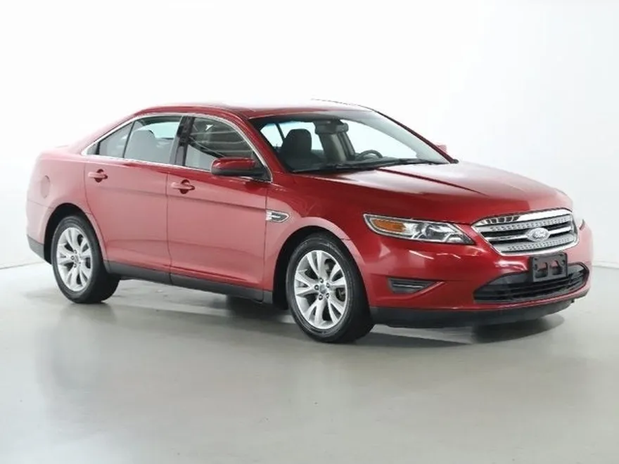 2011 Ford Taurus SEL photo 1