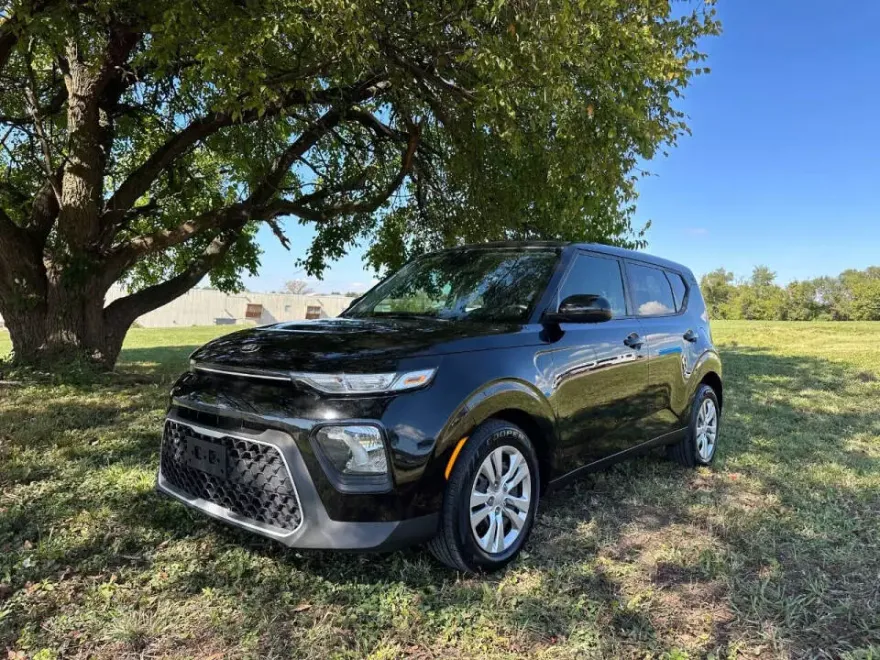 2020 Kia Soul LX S X-Line photo 1