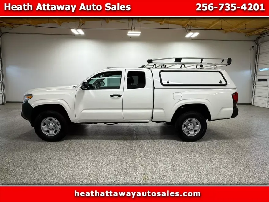 2022 Toyota Tacoma SR5 Access Cab photo 1