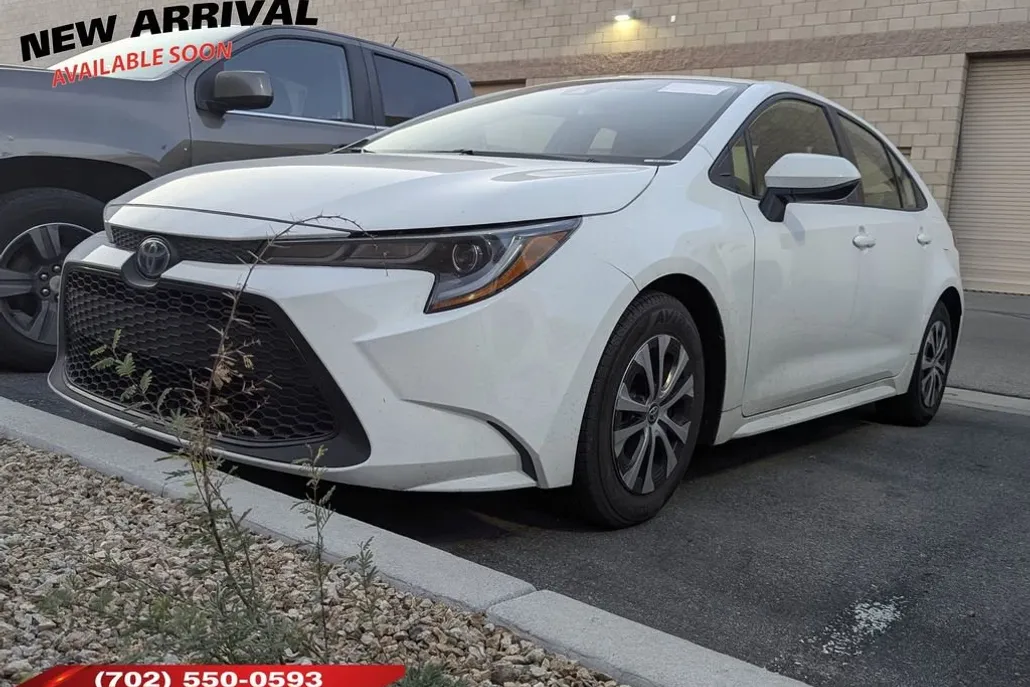 2022 Toyota Corolla Hybrid LE photo 1