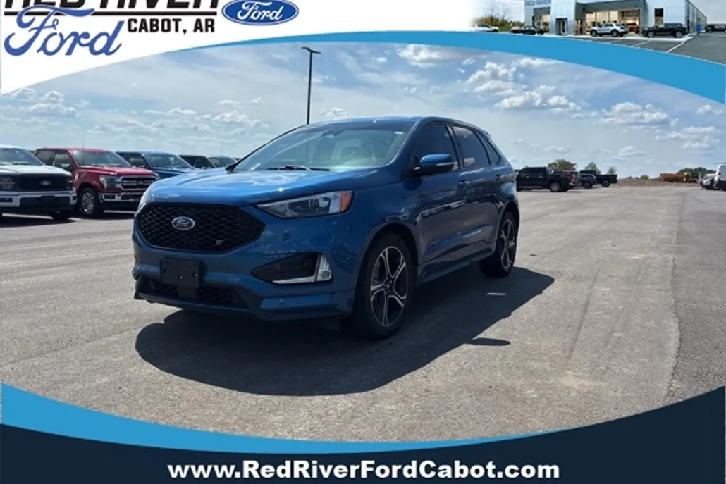 2021 Ford Edge ST photo 1