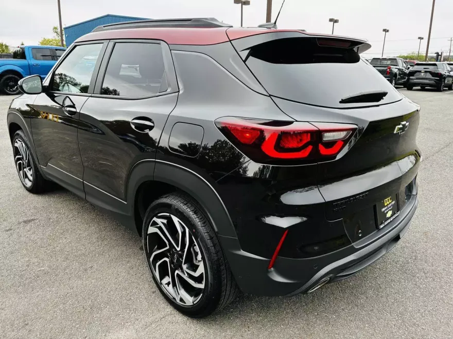 2024 Chevrolet Trailblazer RS photo 1