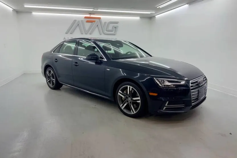 2018 Audi A4 2.0T Quattro Premium Plus photo 1