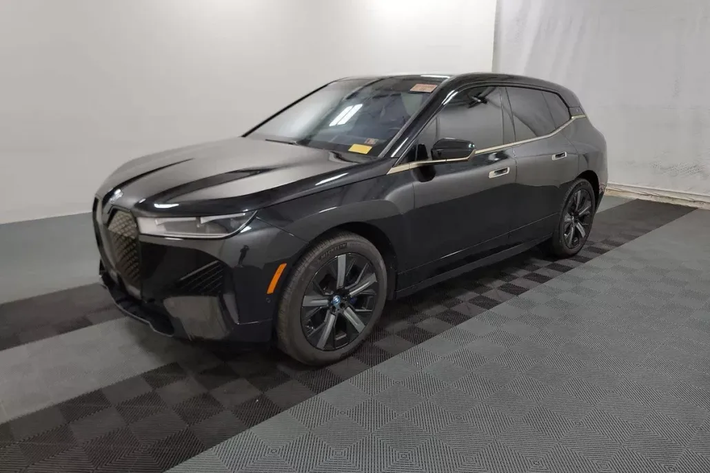 2024 Bmw iX photo 1