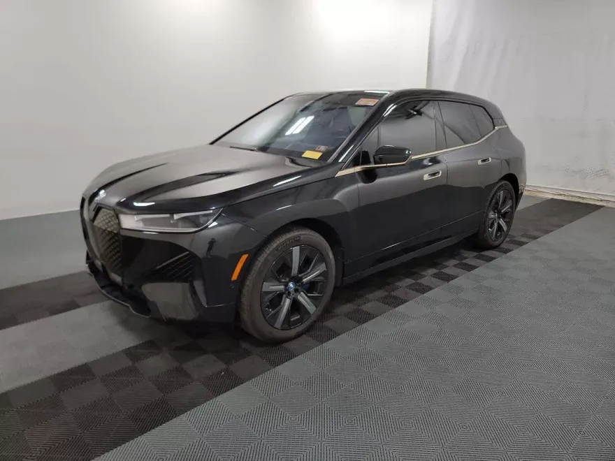 2024 Bmw iX photo 1