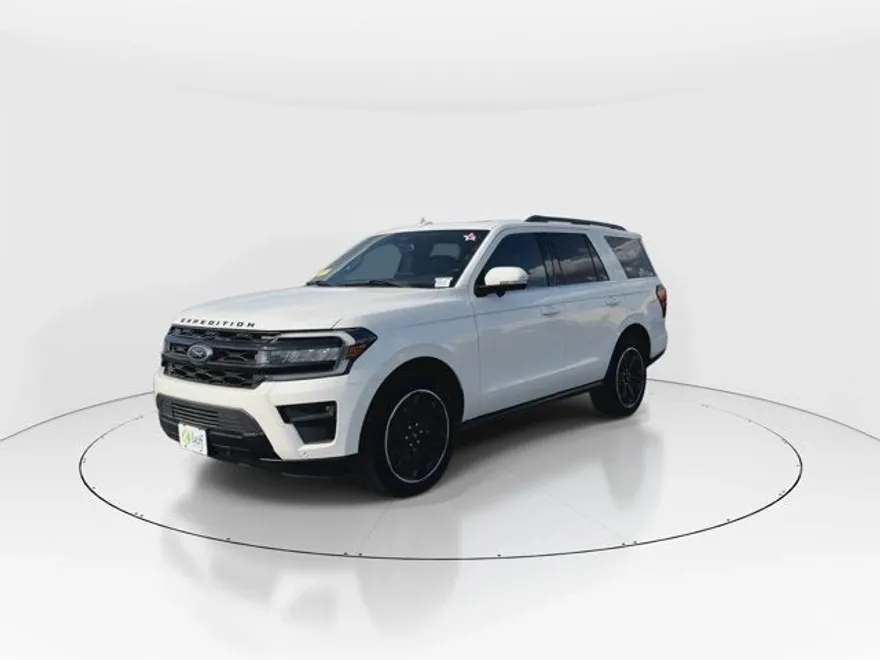 2024 Ford Expedition Limited photo 1