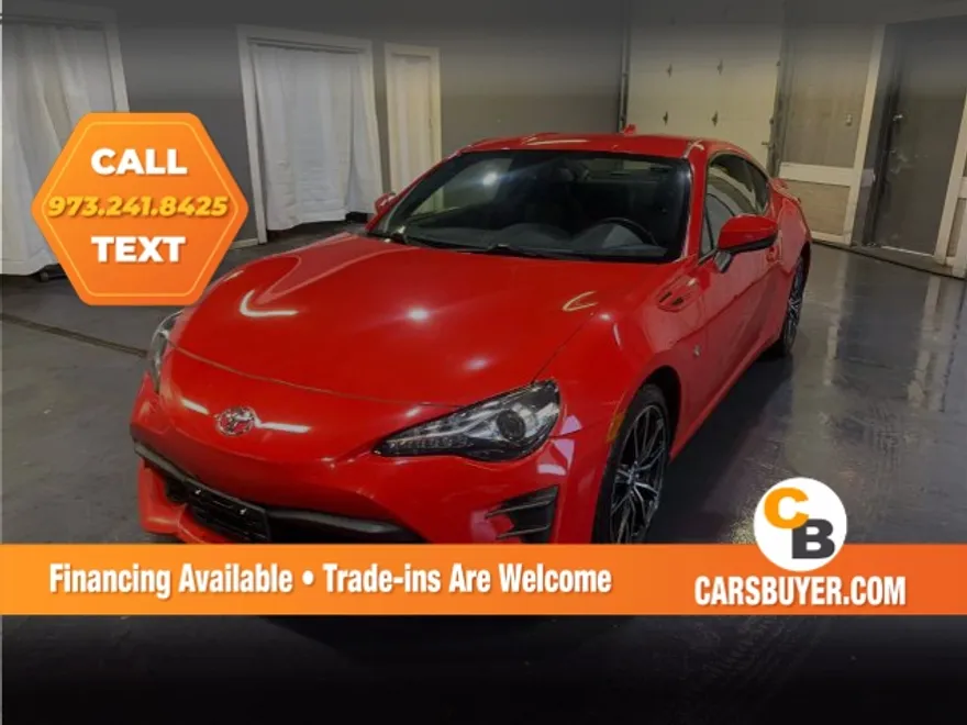 2018 Toyota GR86 Base photo 1