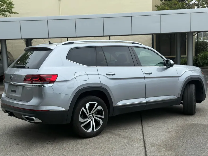 2022 Volkswagen Atlas V6 SEL photo 1