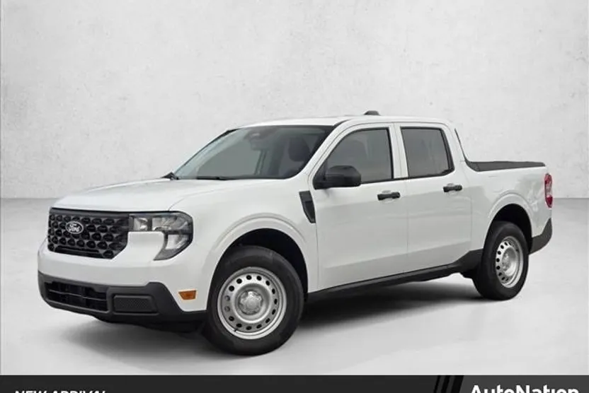 2025 Ford Maverick XL photo 1