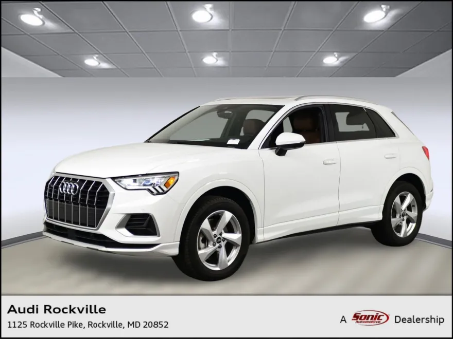 2022 Audi Q3 Premium Plus photo 1