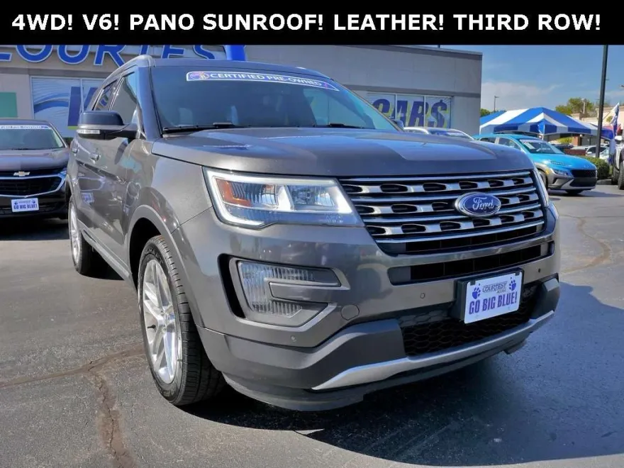 2016 Ford Explorer XLT photo 1