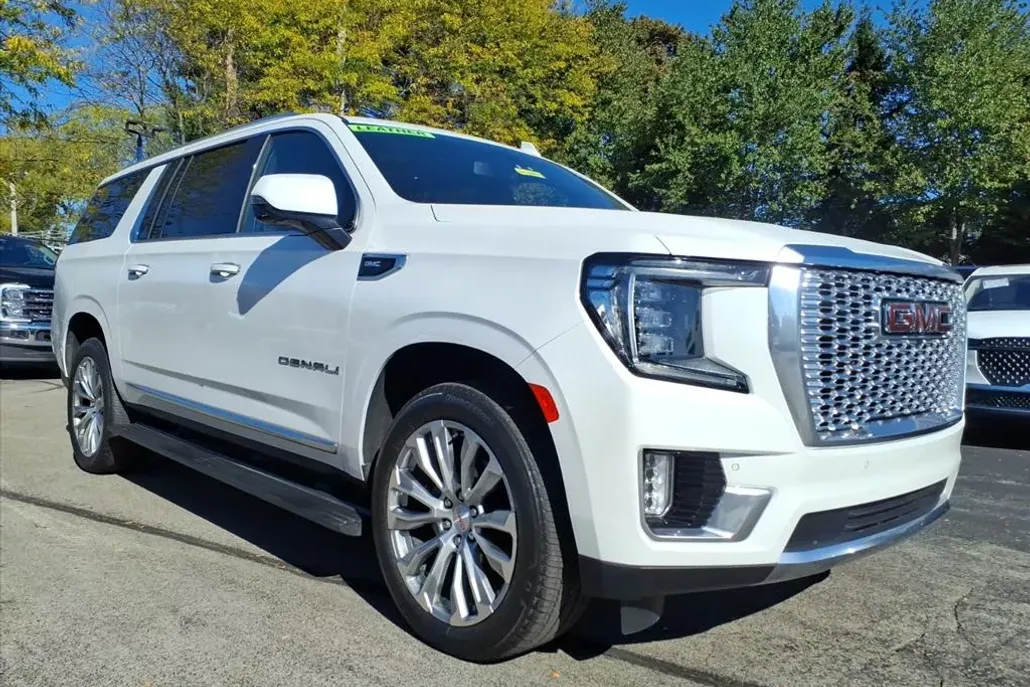 2022 Gmc Yukon XL Denali photo 1