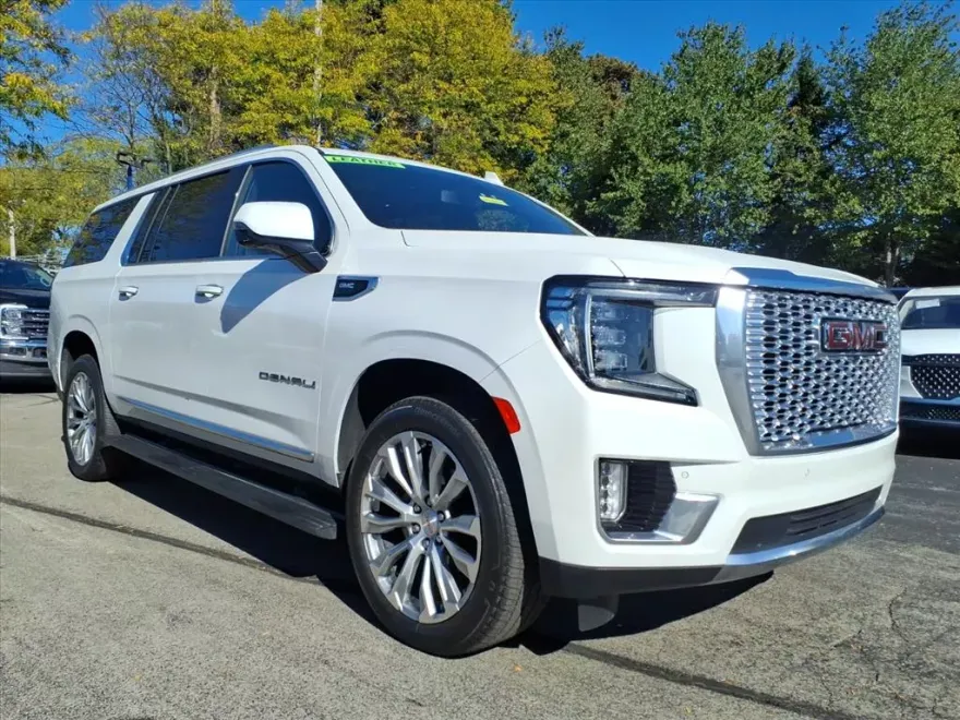 2022 Gmc Yukon XL Denali photo 1