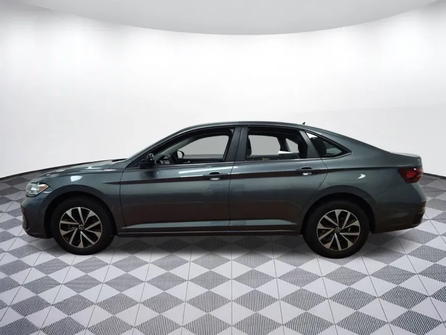 2024 Volkswagen Jetta S photo 1