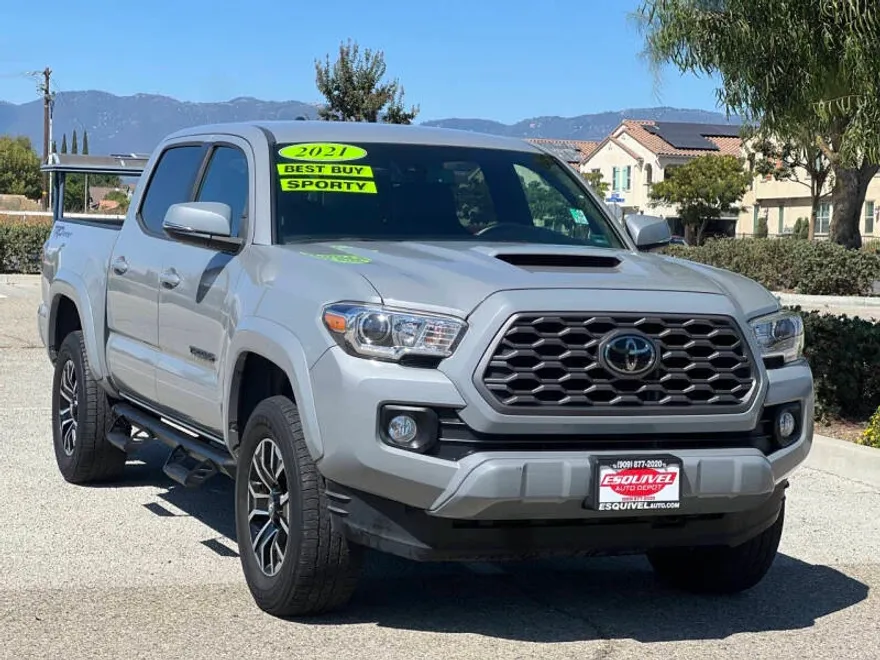 2021 Toyota Tacoma TRD Sport photo 1