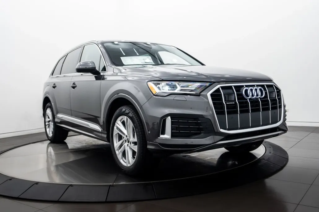 2024 Audi Q7 45 Premium photo 1