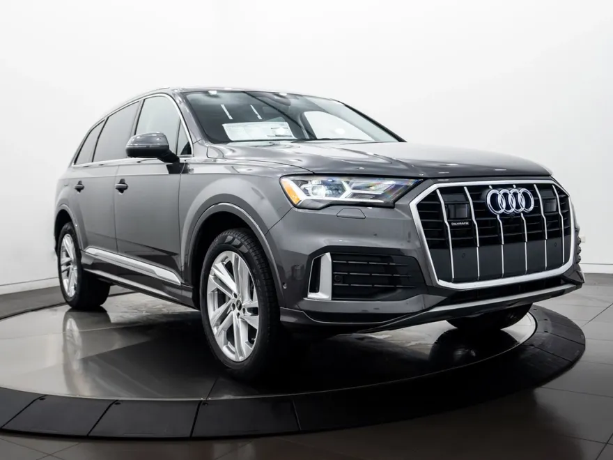 2024 Audi Q7 45 Premium photo 1