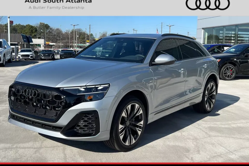 2025 Audi Q8 55 Premium Plus photo 1
