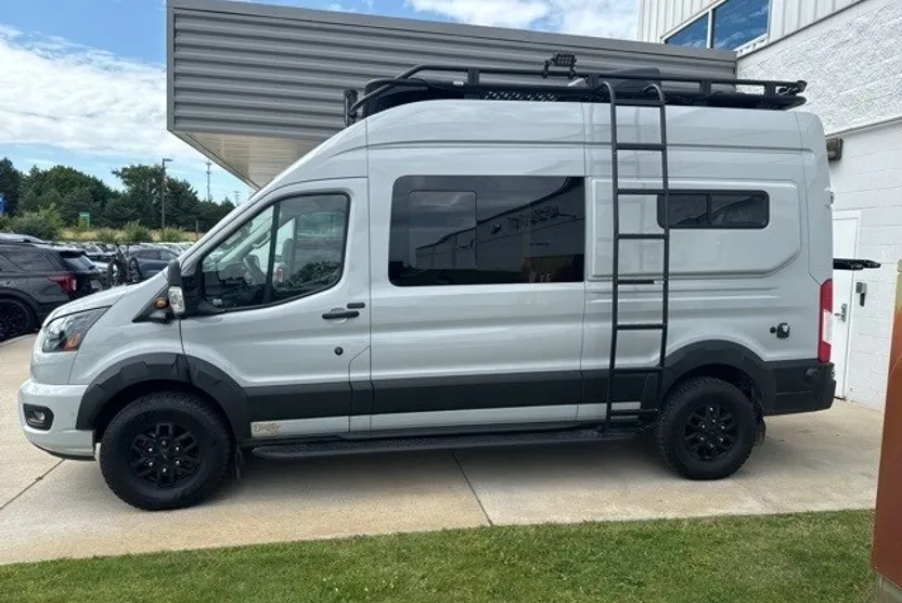 2023 Ford Transit photo 1