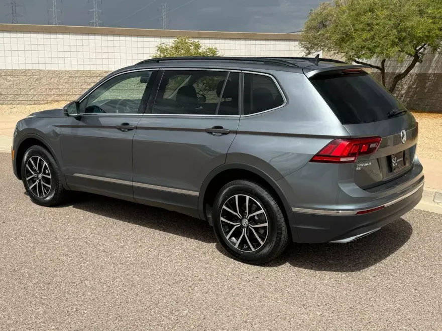 2021 Volkswagen Tiguan SEL Sport photo 1