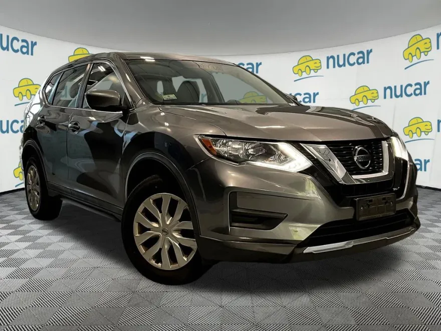 2018 Nissan Rogue S photo 1