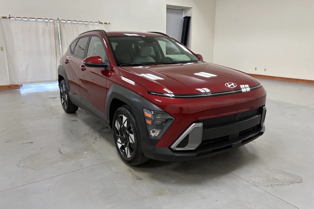 2024 Hyundai Kona SEL photo 1
