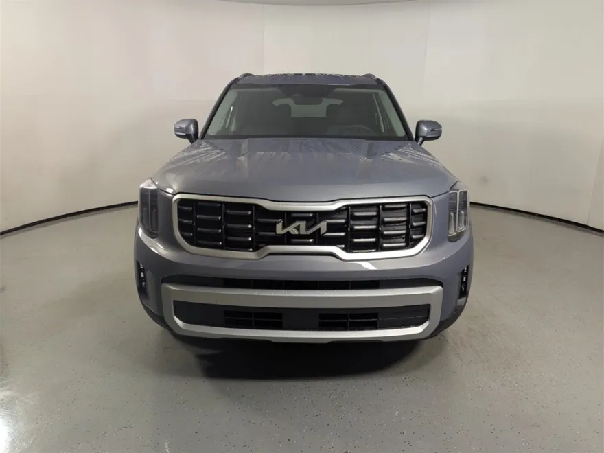 2025 Kia Telluride S photo 1