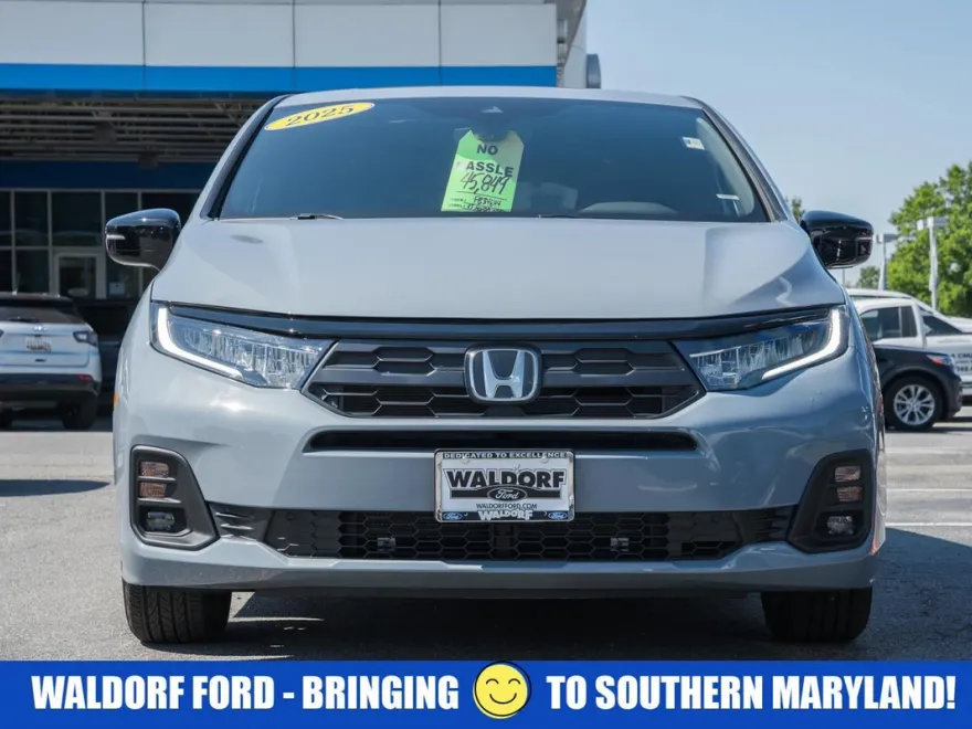 2025 Honda Odyssey photo 1