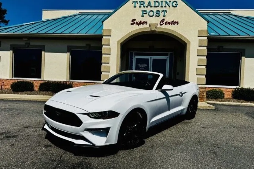 2018 Ford Mustang EcoBoost photo 1