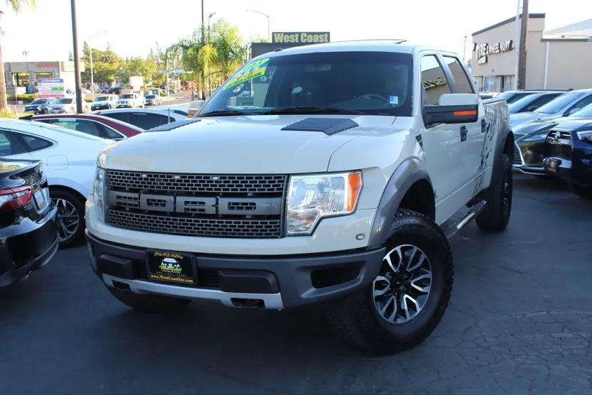 2013 Ford F-150 SVT Raptor photo 1