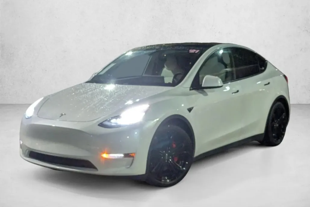 2021 Tesla Model Y Performance photo 1