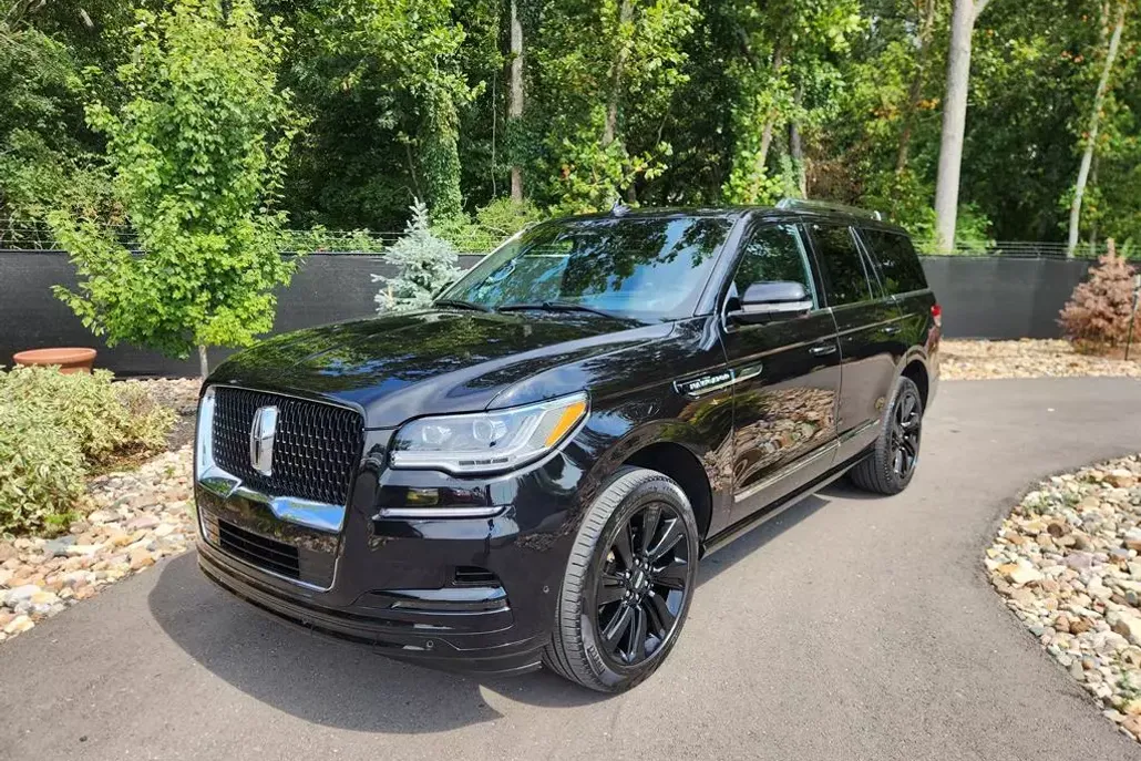 2023 Lincoln Navigator Reserve photo 1