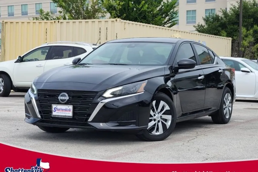 2025 Nissan Altima 2.5 S photo 1