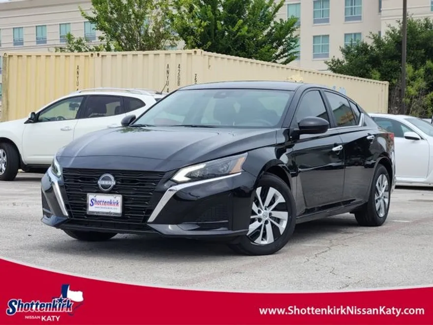 2025 Nissan Altima 2.5 S photo 1