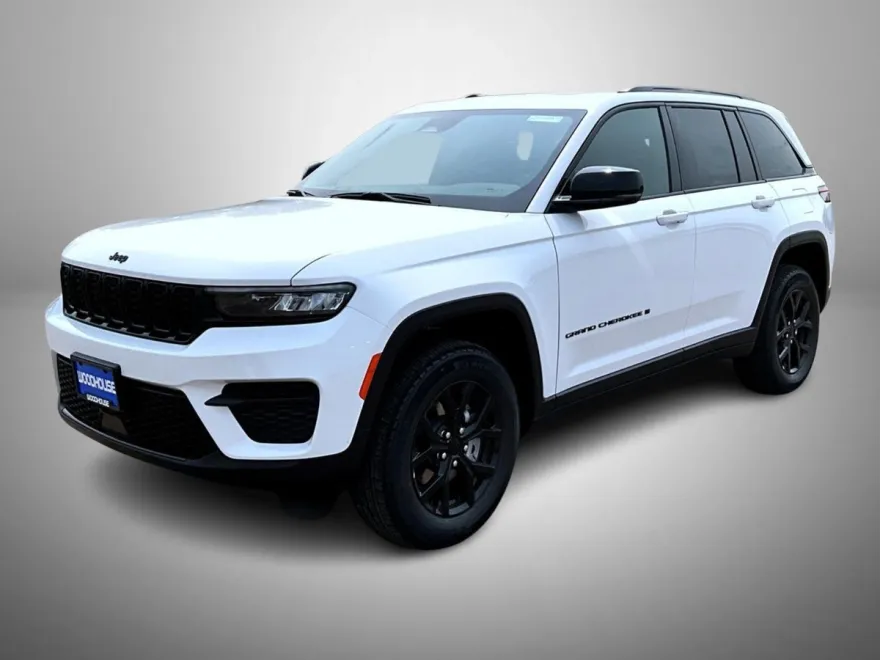 2025 Jeep Grand Cherokee Altitude photo 1