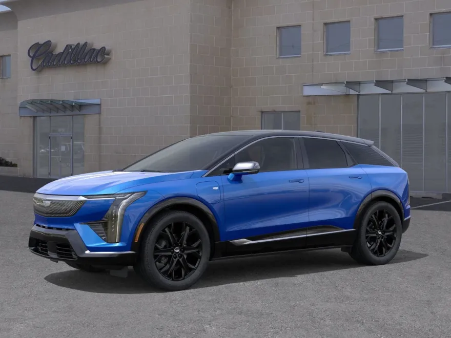 2025 Cadillac Optiq Luxury photo 1