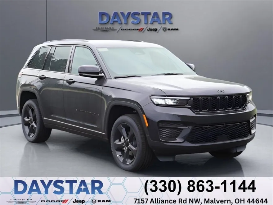 2025 Jeep Grand Cherokee Altitude photo 1