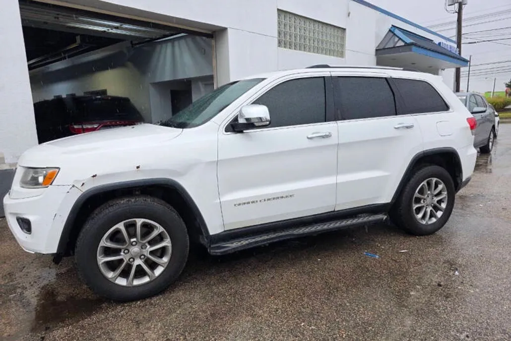 2016 Jeep Grand Cherokee Limited photo 1